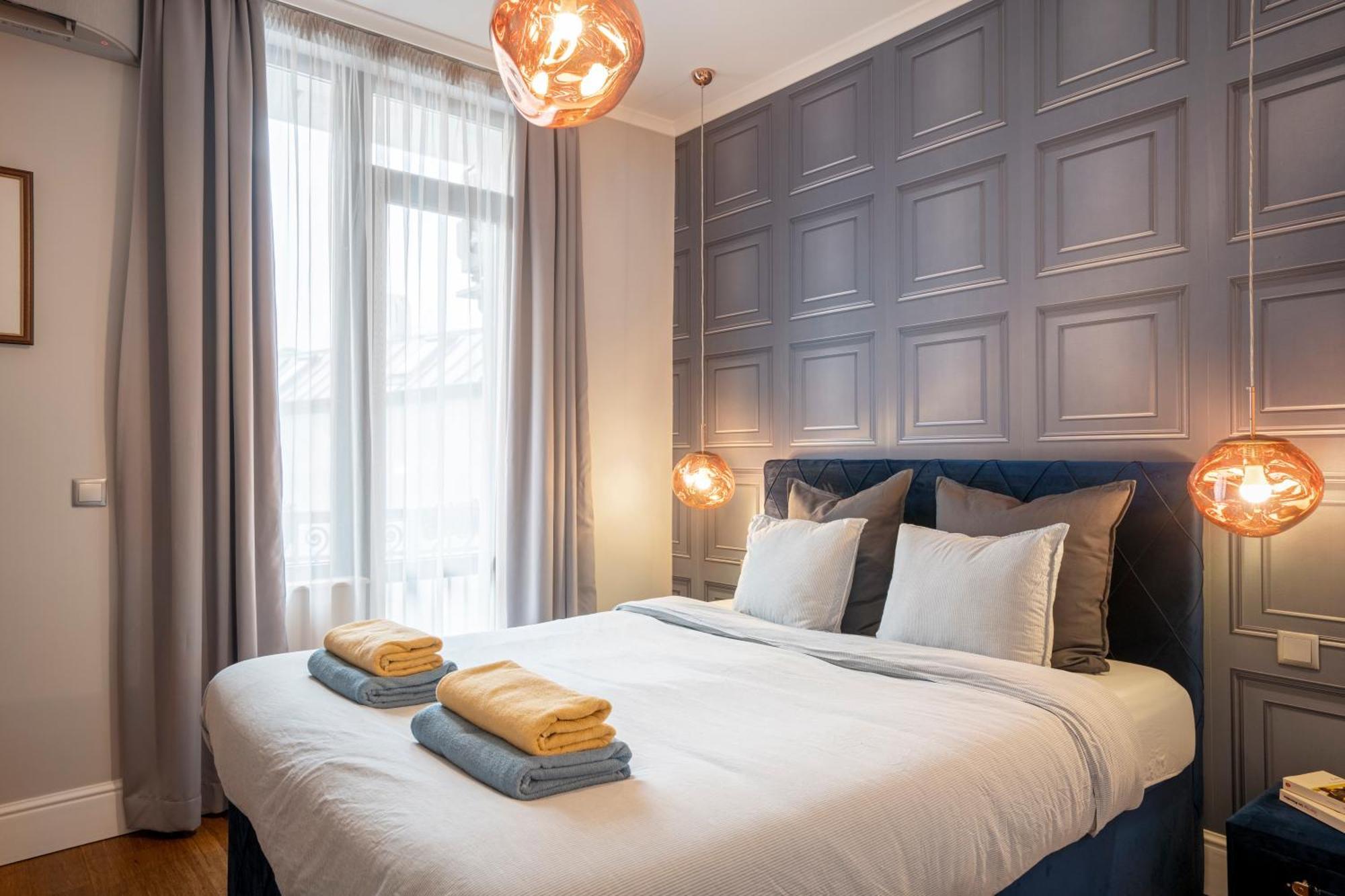 Apartment Landmark Luxe 2br With Parking Sofia